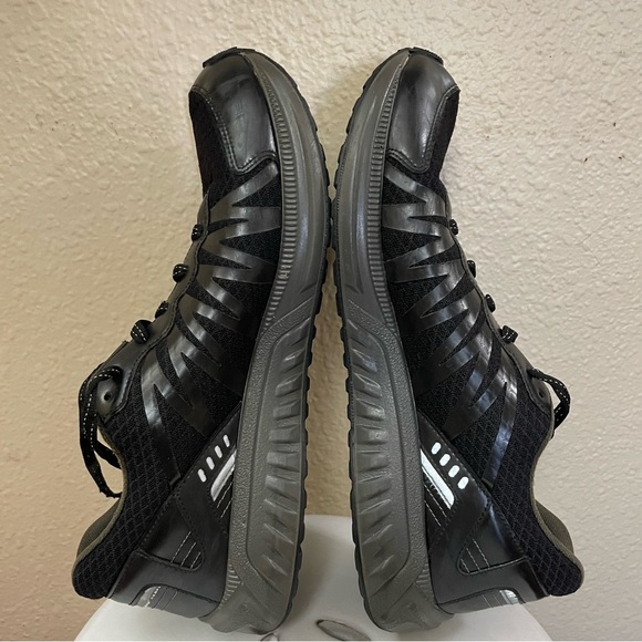 SAS Mission One Mens 10.5D Sneaker Black Lace Up Athletic Shoes Vibram Sole B7 - Picture 5 of 8